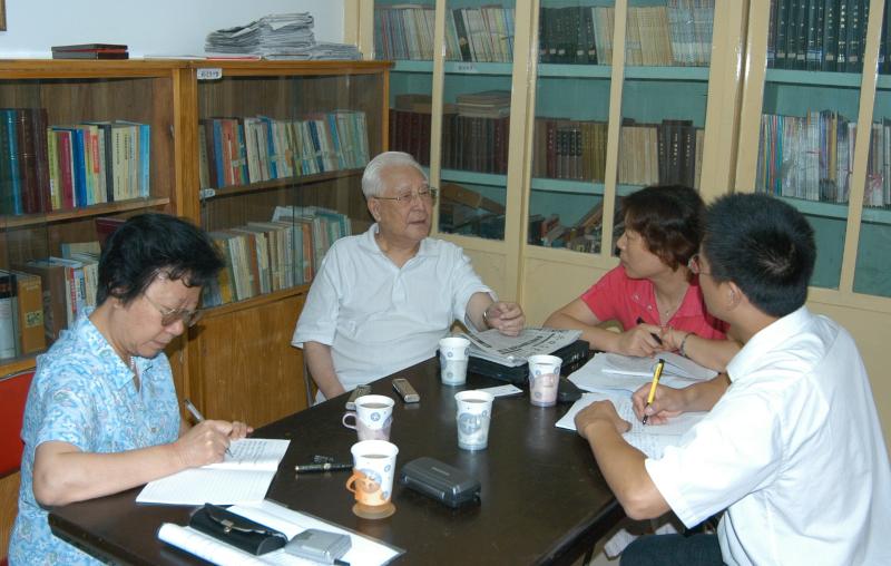 02 2006年7月18日，钱存学接受母校党史校史人员的访谈.JPG