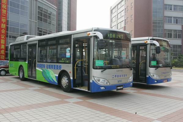 缓解能源环境双重压力中日合推二甲醚汽车