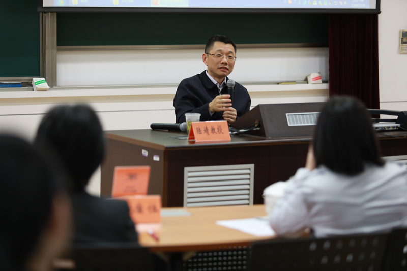 上海市教委主任陆靖谈“教在大学”