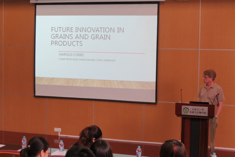 20180703_015010_600.jpg 05.jpg