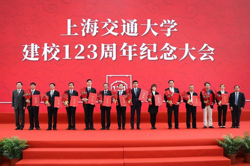 20190407_134304_749.jpg R21A3542_副本.jpg