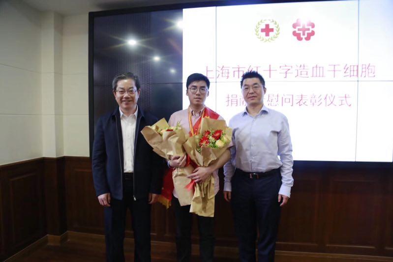 20132437q82o.jpg