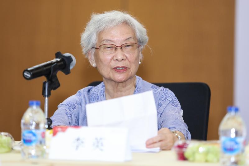 吴健中教授夫人李英医生发言.jpg