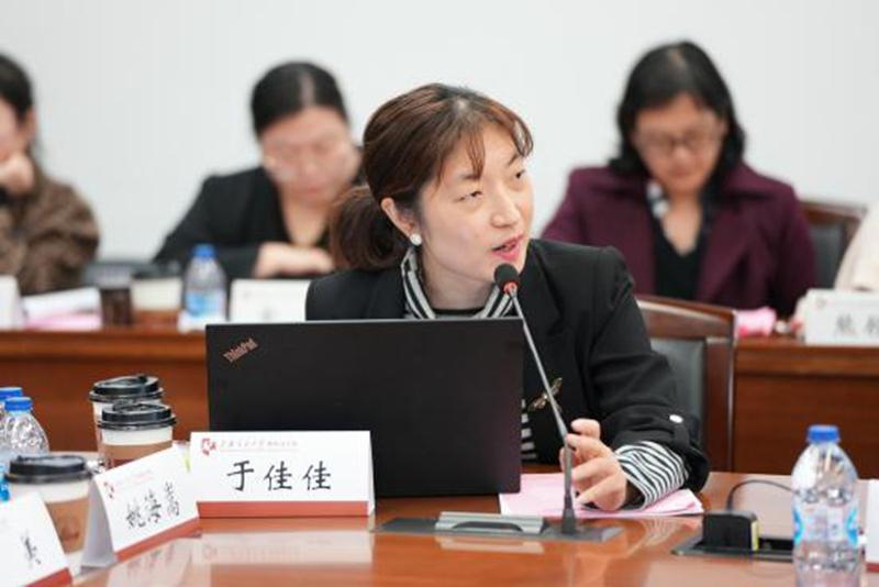 上海交通大学凯原法学院副教授于佳佳提出三点思考:第一,《生物安全法