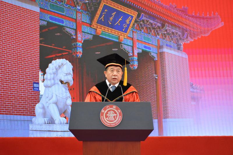 坚守责任之心，勇担使命之任 | 上海交大校长林忠钦在2022年毕业典礼上的演讲