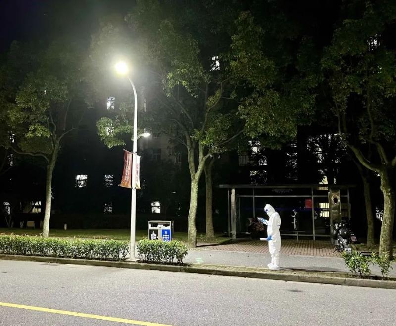 05.jpg