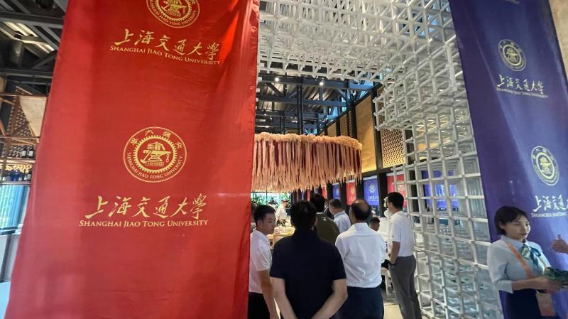图片四.jpg