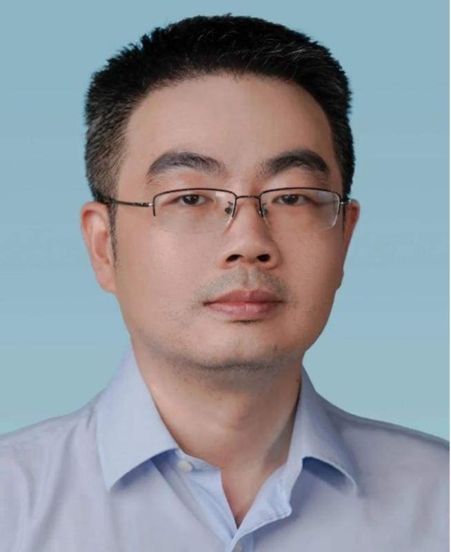 丁一.jpeg