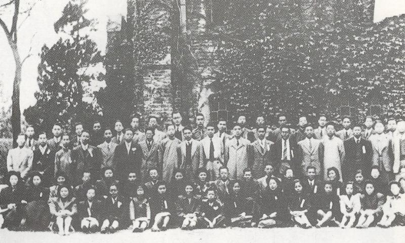 11 1945年8月，“工余联谊社”庆祝抗日胜利大会.jpg