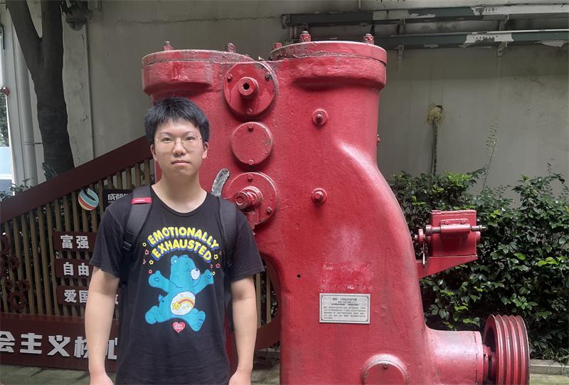 曾翰轩1.jpg