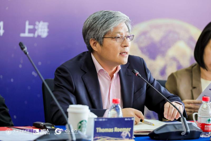 陈方若1.jpg