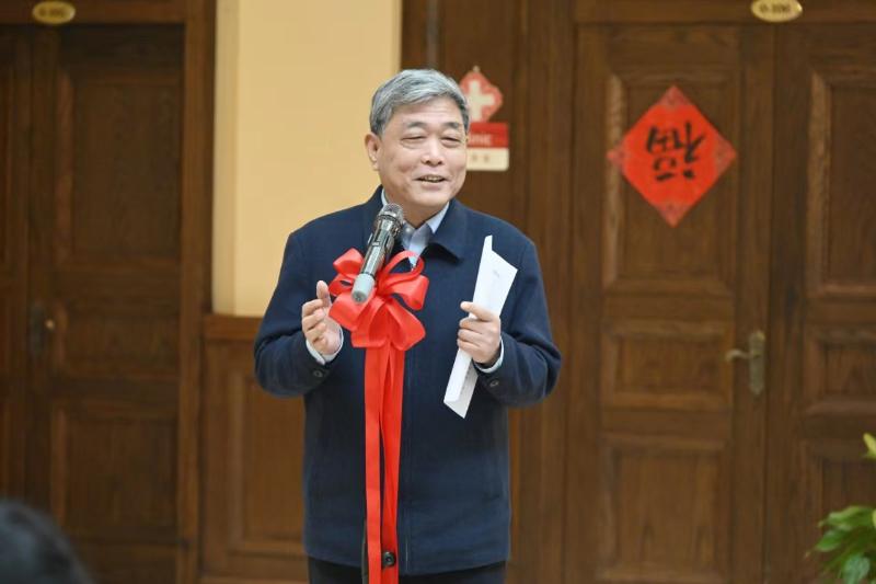 仪式讲话.jpg