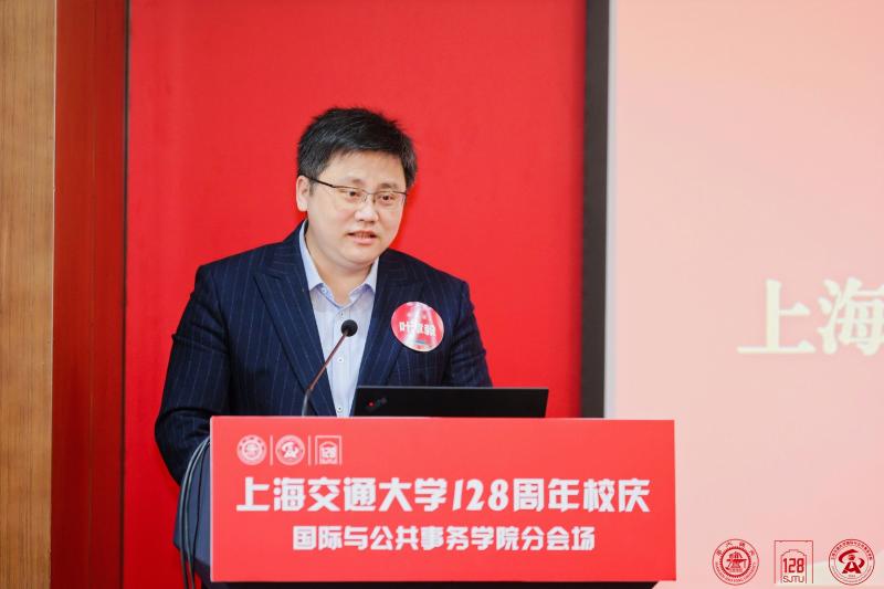 叶章毅.jpg