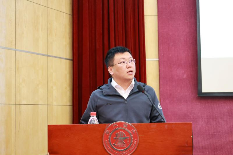 配图4 黄文焘发表致辞.JPG