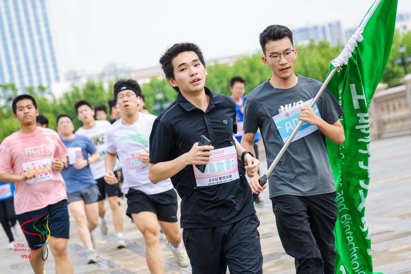 跑2.jpg