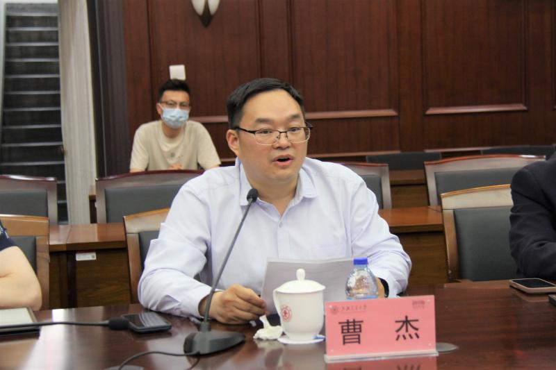 曹杰.JPG