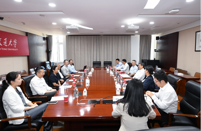 校领导会见国际著名刑侦专家李昌钰博士一行