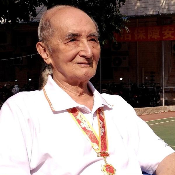 叶隆骏：难忘当年交大岁月