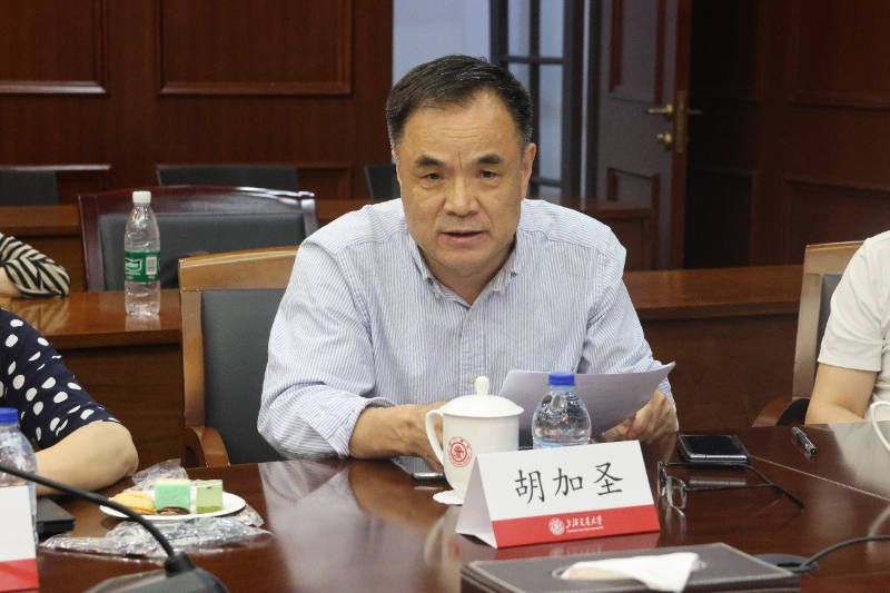 胡加圣.png