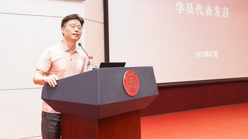 学员代表1.jpg