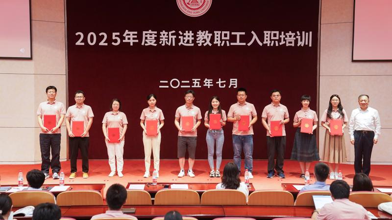 学员代表合照1.jpg