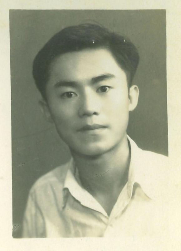 【图02】大学时期的沈友益.jpg