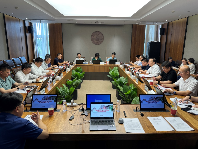 闵行区副区长李阳一行到访上海交大