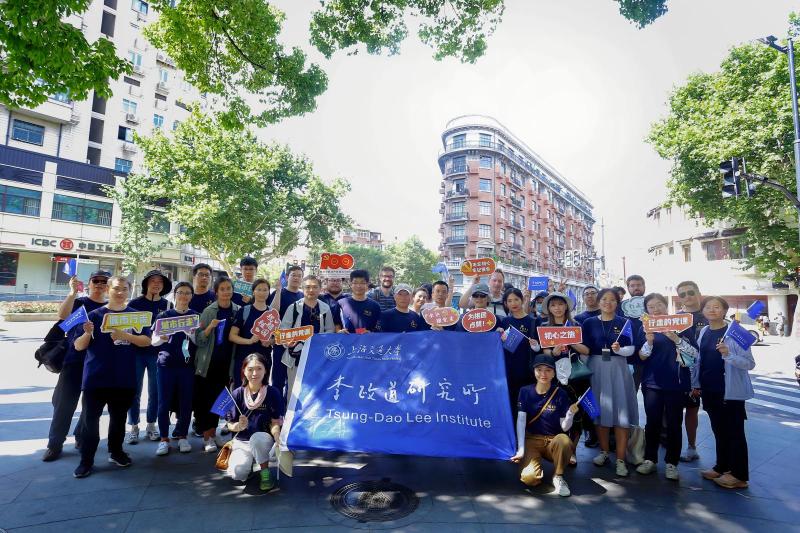 6-2021年7月，开展 “行走的党课”党史学习教育庆祝建党百年.jpg