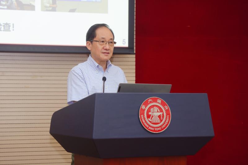 杨立-PPT.JPG