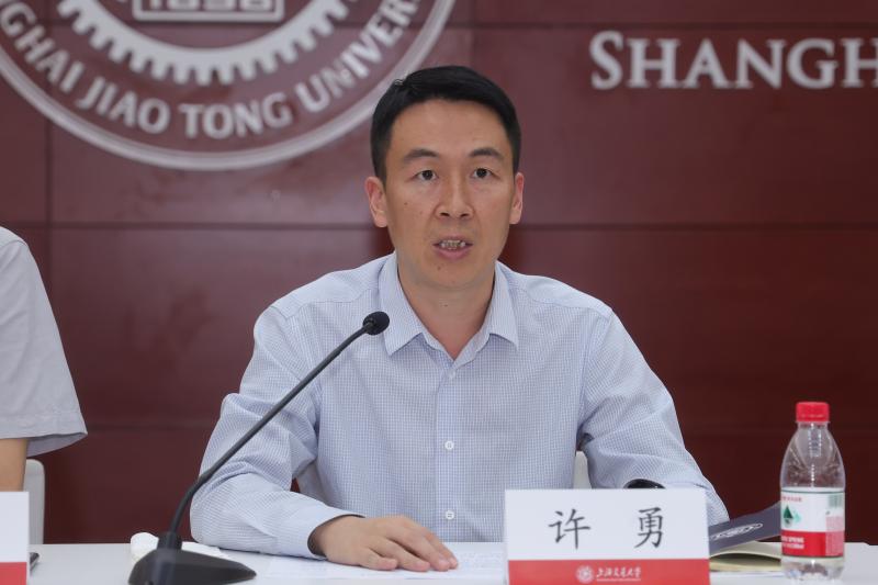 许勇.JPG