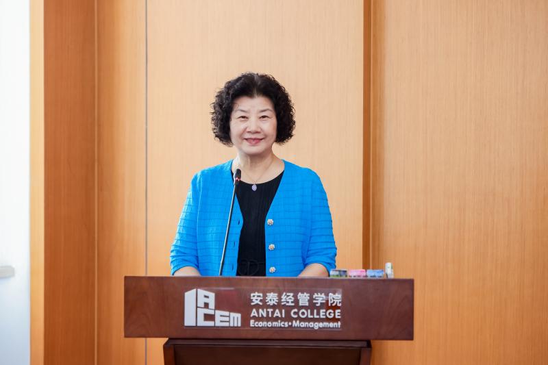 4贾伟平介绍.jpg