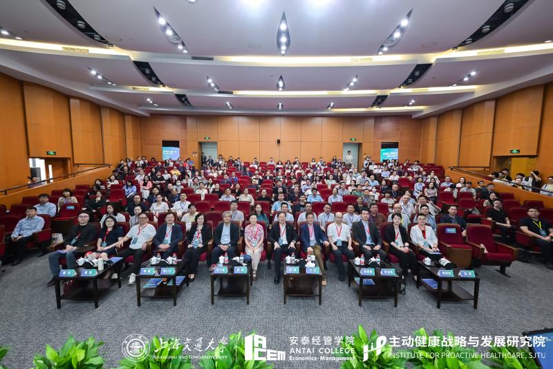 15全场合影.jpg