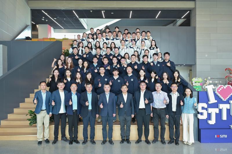 20251024_110448_125.jpg 图23:举行博士研究生“舵手计划”十期开班仪式暨九期结业仪式.jpg