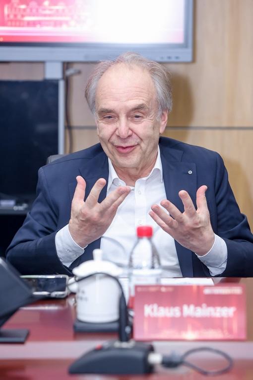 20251024_190656_320.jpg 09.jpg