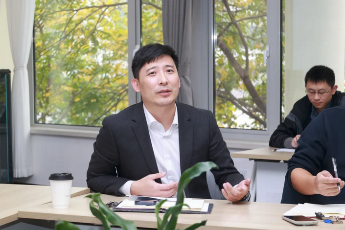 20251125_150000_954.png Screenshot 2025-11-25 at 14-59-55 【教育思想大讨论】化学化工学院召开青年教师座谈会.png