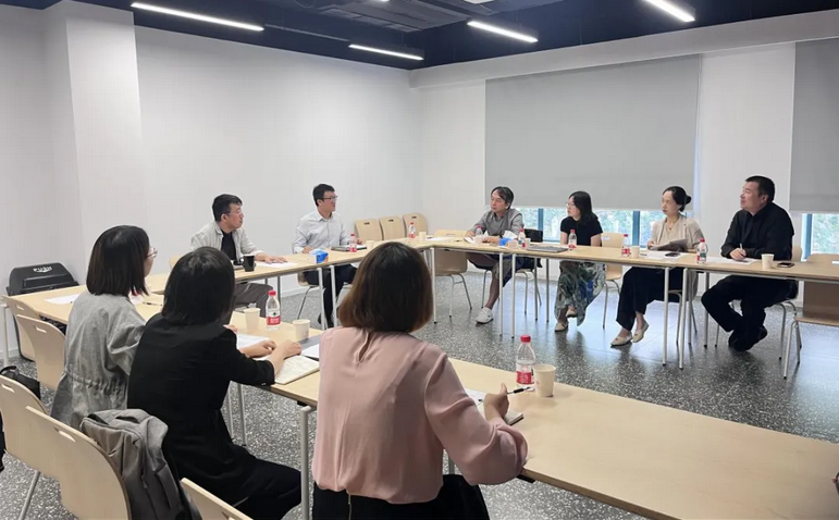 20251125_150922_431.png Screenshot 2025-11-25 at 15-09-26 【教育思想大讨论】设计学院召开教育思想大讨论学科重塑工作会议,共绘育人新篇章.png