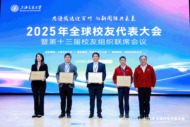 20251207_175230_762.gif 10006.gif